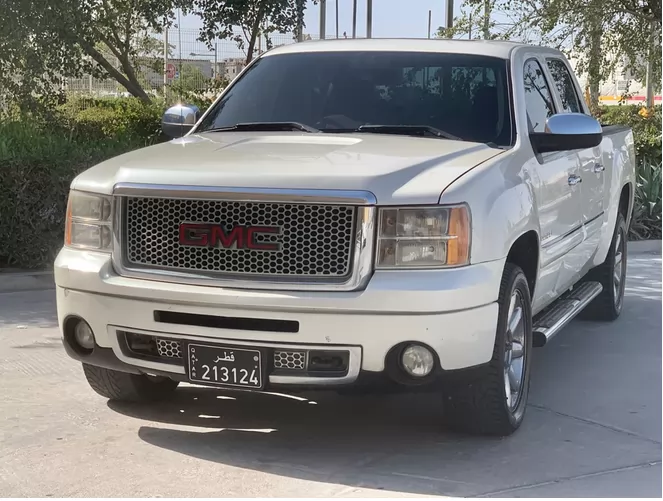 Used GMC Sierra For Sale in Doha #5684 - 1  image 